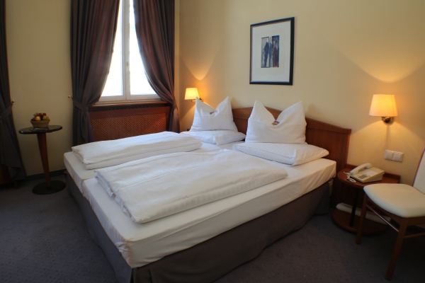 Hotel Zum Erbprinzen (Schwetzingen)